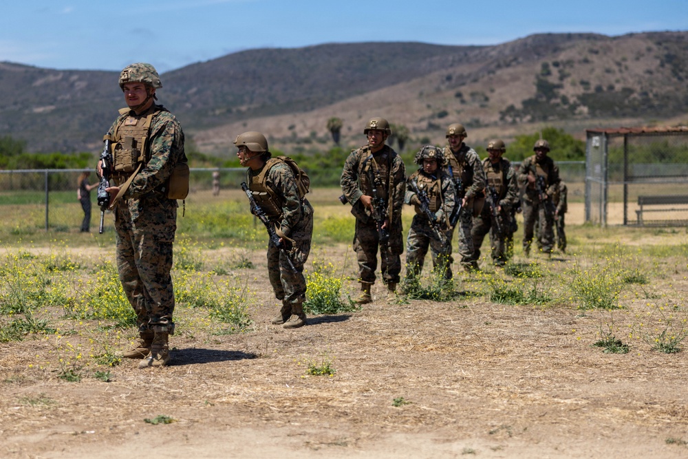 COMMSTRAT Marines conduct field training exercise at Camp Pendleton