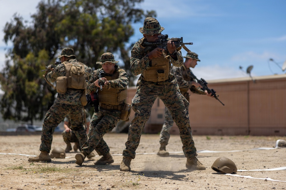COMMSTRAT Marines conduct field training exercise at Camp Pendleton