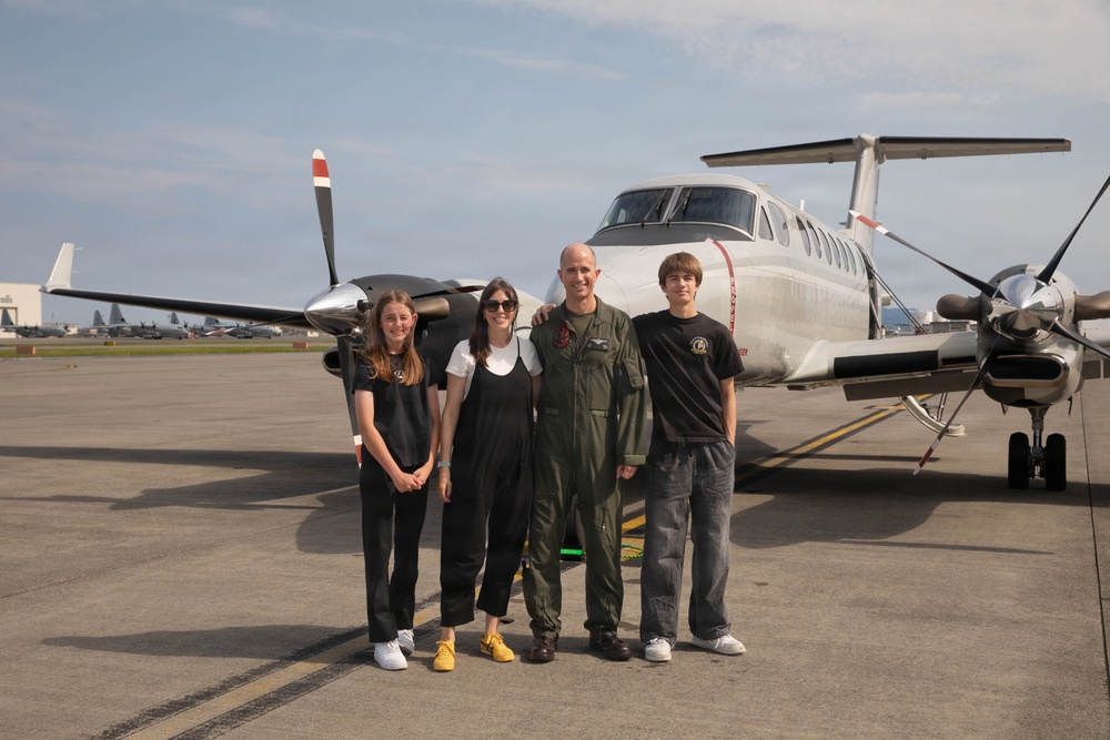 Maj. Weeks' final flight at MCAS Iwakuni