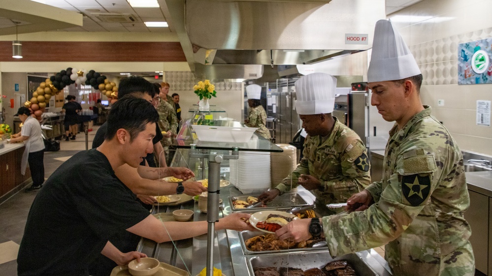 251st Army Birthday Meal at Pittman DFAC
