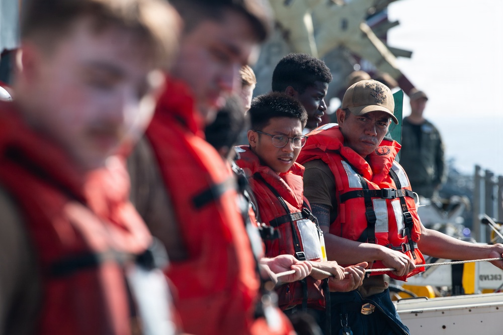 USS Boxer Conducts RAS with USNS Alan Shepard