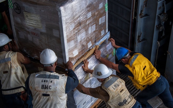 USS Boxer Conducts RAS with USNS Alan Shepard