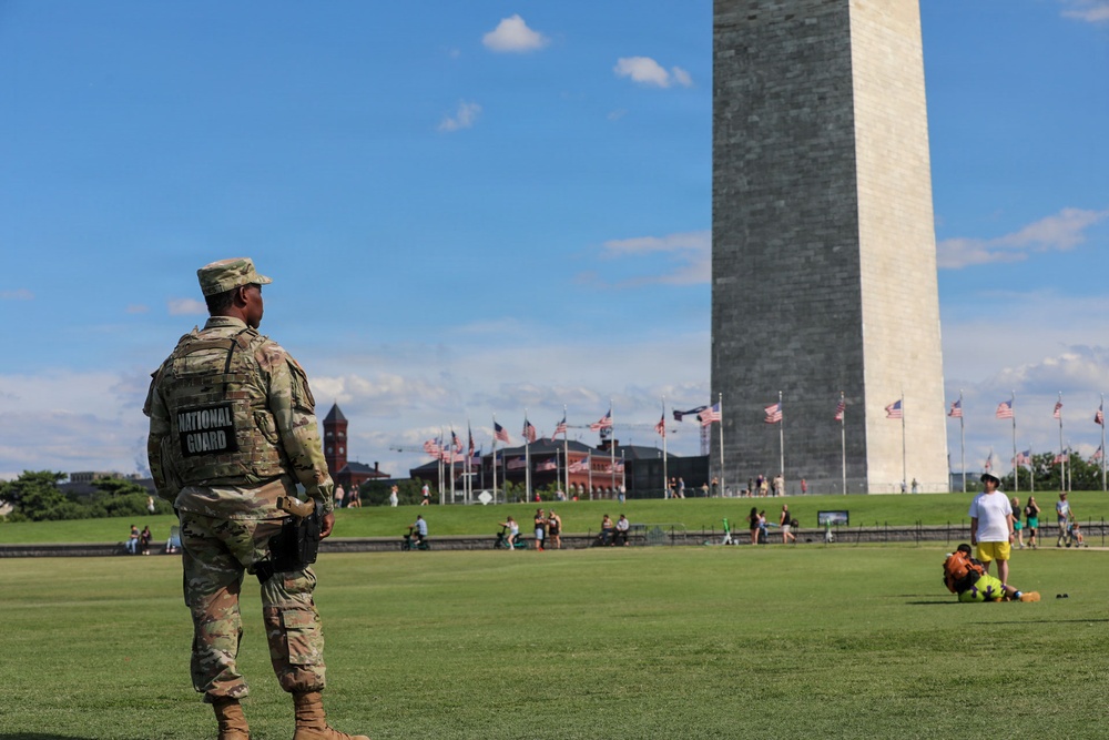 Mississippi Guardsmen Support Summer Surge