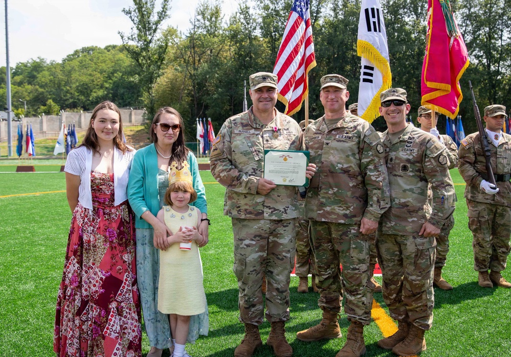 6th Ordnance Battalion Says Goodbye to Outgoing Commander!