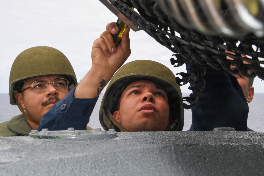 USS Essex Conducts Closed-in Weapons System Ammunitions Upload