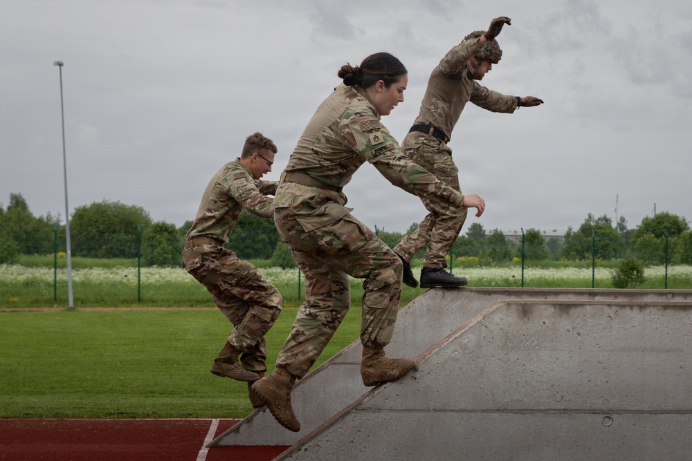 U.S., British, Estonian soldiers contend in multinational competition