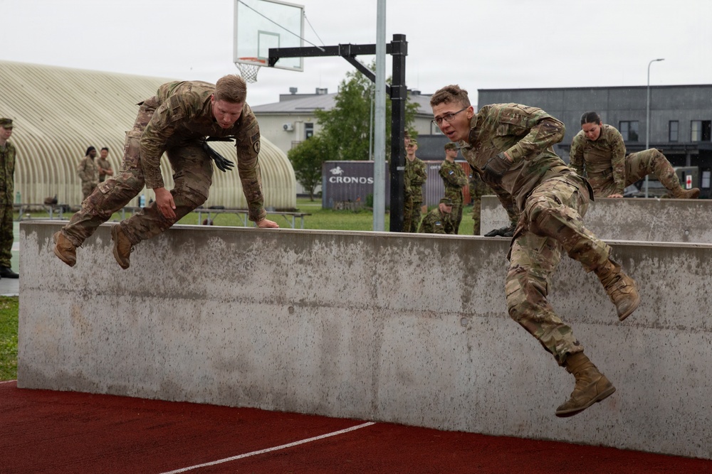 U.S., British, Estonian soldiers contend in multinational competition