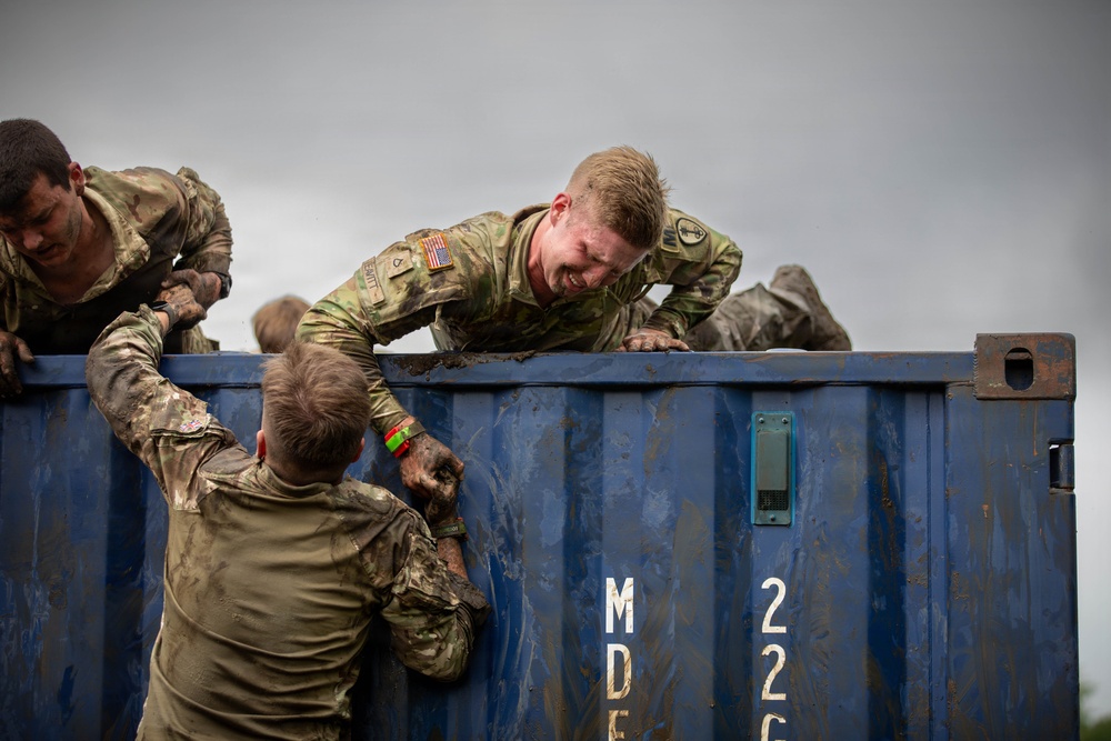 U.S., British, French soldiers participate in commemorative Bir Hakeim 10K mud race in Estonia