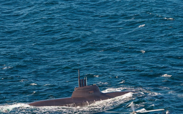 HSC-28, German Type 212A Attack Submarine (U-34) Conduct Casualty Evacuation Training