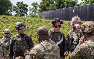German Navy Administers Coveted Armed Forces Proficiency Badge Testing in Wiesbaden