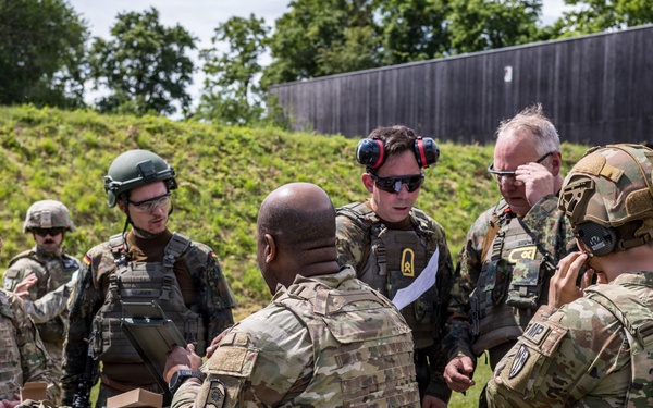 German Navy Administers Coveted Armed Forces Proficiency Badge Testing in Wiesbaden