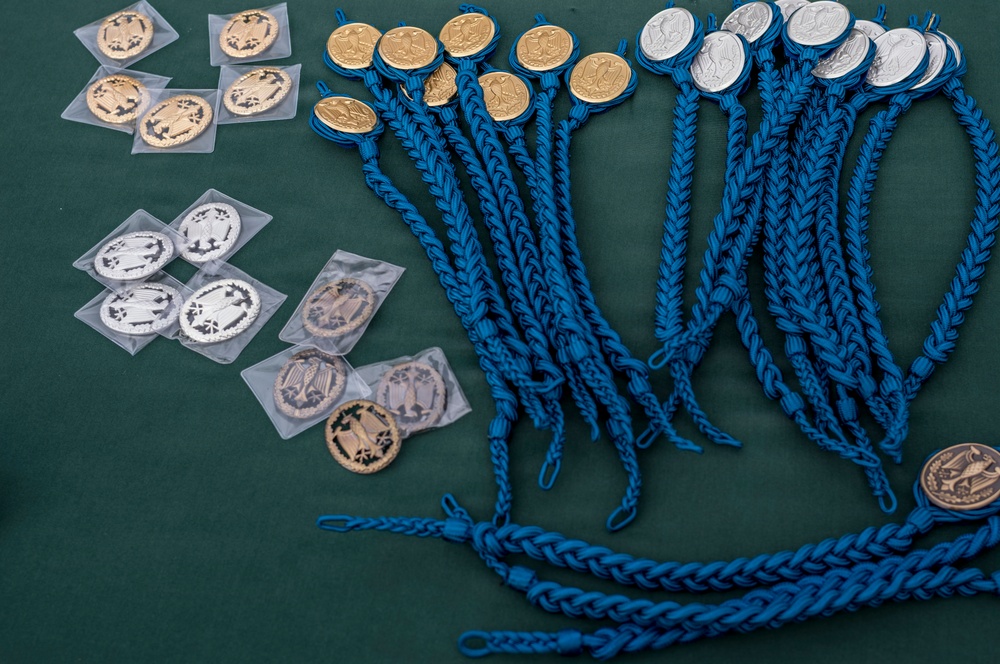 German Navy Administers Coveted Armed Forces Proficiency Badge Testing in Wiesbaden