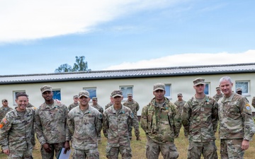 V Corps' Command Team Pose with Best Squad Team Winners