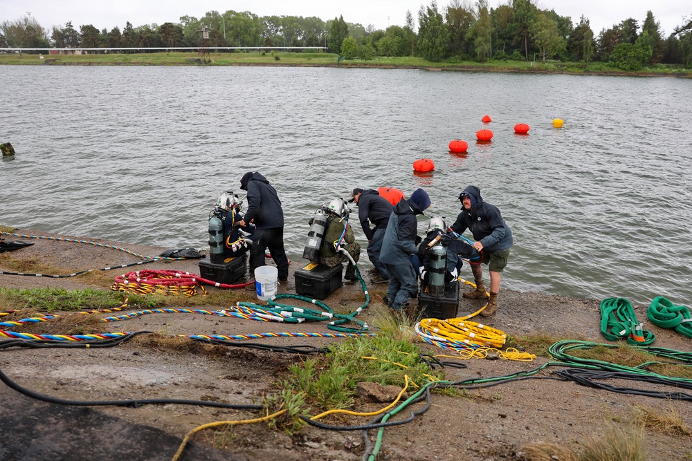 UTC 1 conducts Dive Operations during BALTOPS 2026