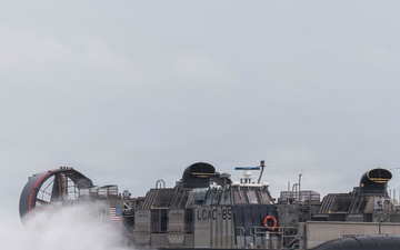 26th Marine Expeditionary Unit’s Type Amphibious Commander’s Training | LCAC Offload at MCB Camp Lejeune