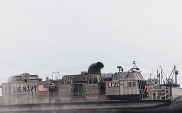 26th Marine Expeditionary Unit’s Type Amphibious Commander’s Training | LCAC Offload at MCB Camp Lejeune