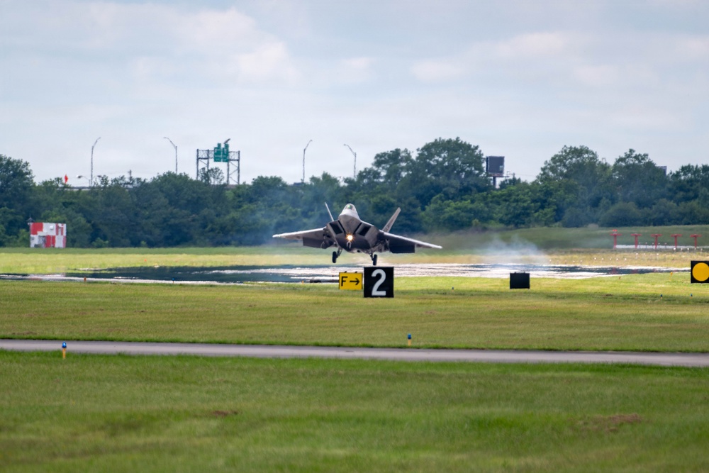 Virginia Air National Guard F-22 Raptors Train Alongside Finnish F-35s at Ebbing ANGB