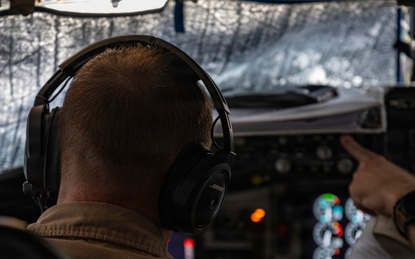 KC-135 refuels F-35s in CENTCOM