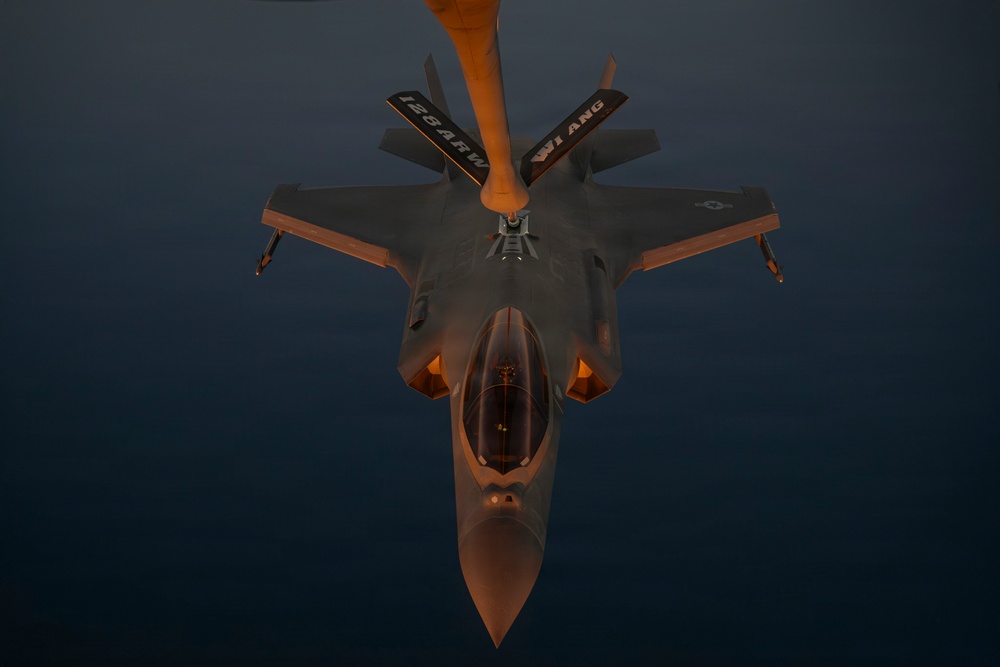 KC-135 refuels F-35s in CENTCOM