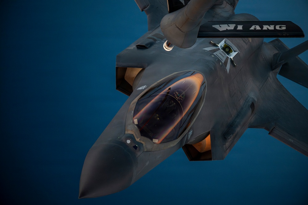 KC-135 refuels F-35s in CENTCOM
