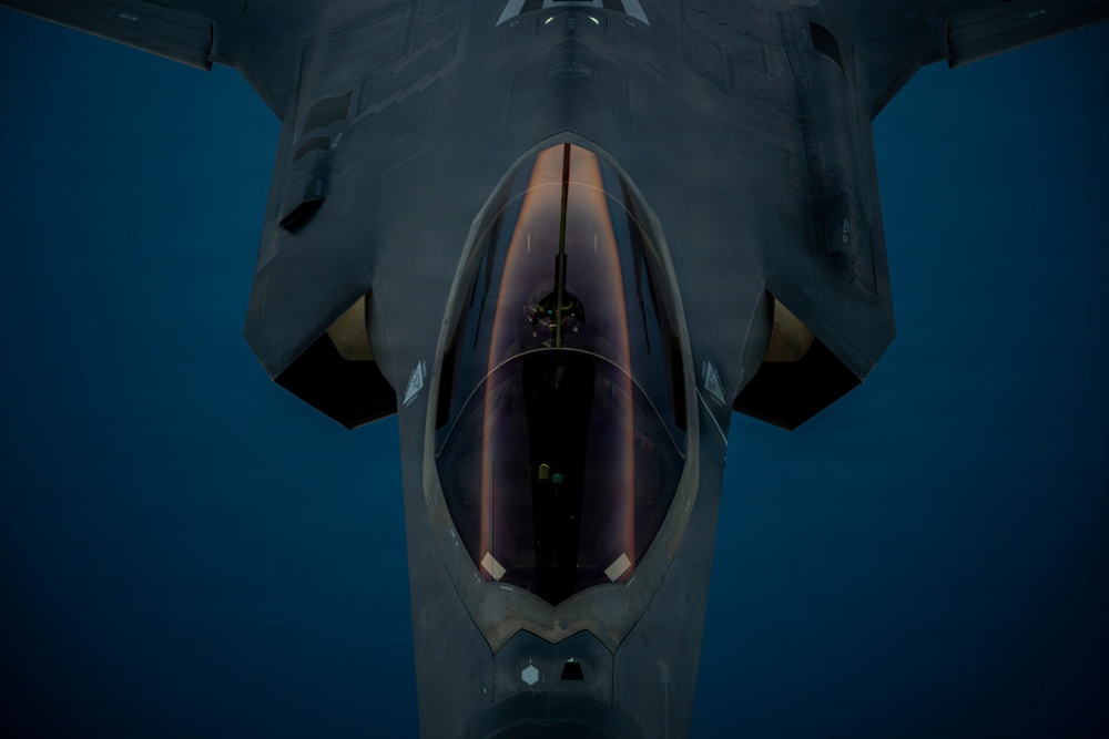 KC-135 refuels F-35s in CENTCOM