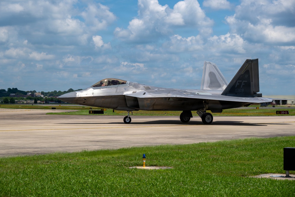 Virginia Air National Guard F-22 Raptors Train Alongside Finnish F-35s at Ebbing ANGB