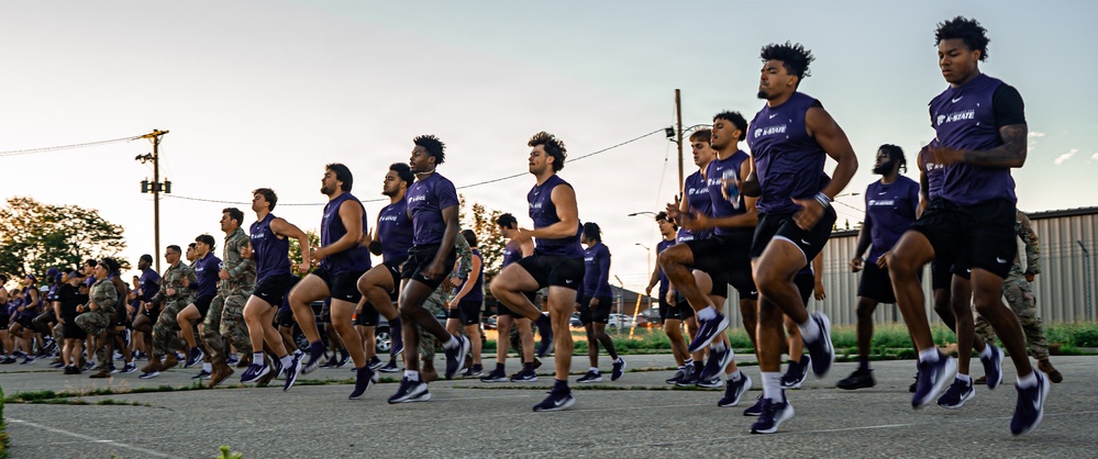 Kansas State University Football Team visits Fort Riley