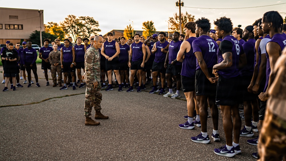 Kansas State University Football Team visits Fort Riley