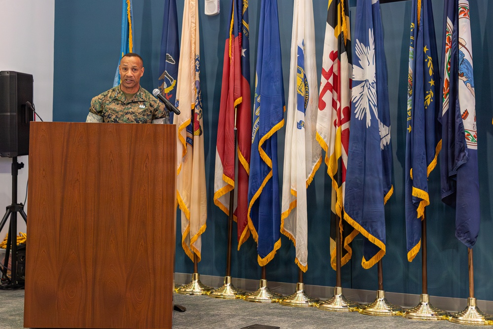 II MEF dedicates building in honor of Gen. Alfred M. Gray Jr.
