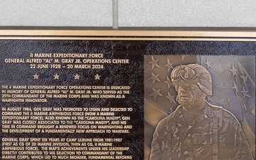 II MEF dedicates building in honor of Gen. Alfred M. Gray Jr.