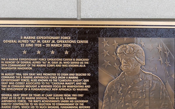 II MEF dedicates building in honor of Gen. Alfred M. Gray Jr.