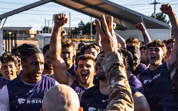 Kansas State University Football Team visits Fort Riley