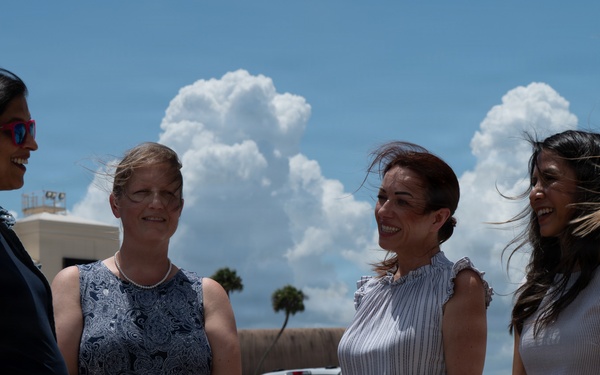 Second Lady greets MacDill Spouses