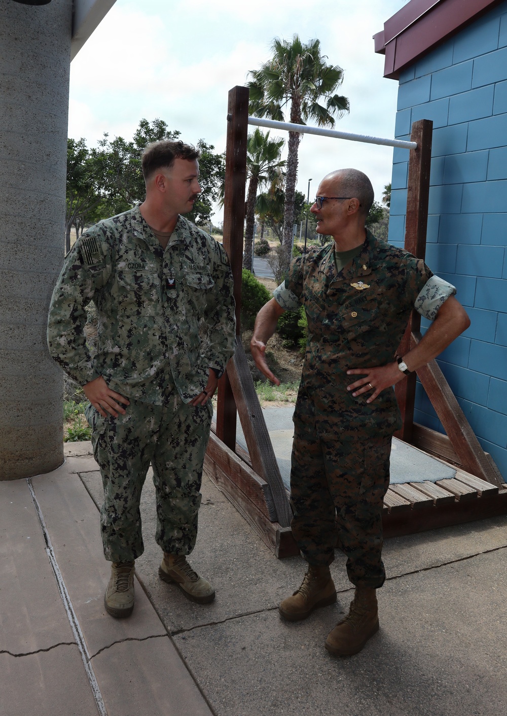 The Medical Officer of the Marine Corps visits NHCP