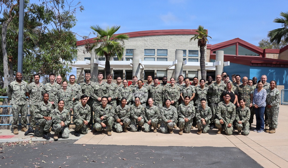 The Medical Officer of the Marine Corps visits NHCP