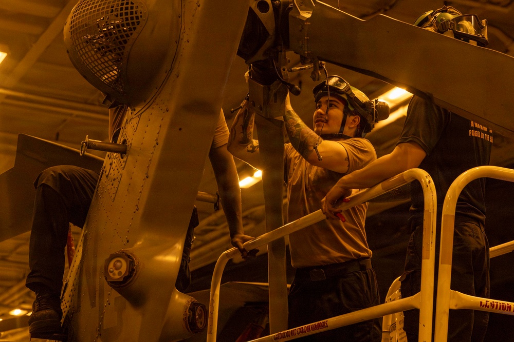 Abraham Lincoln Conducts Operations