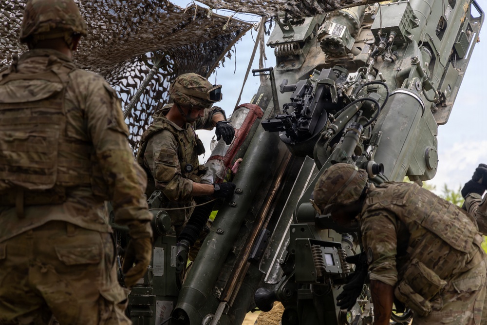3rd Cavalry Regiment conducts artillery live-fire