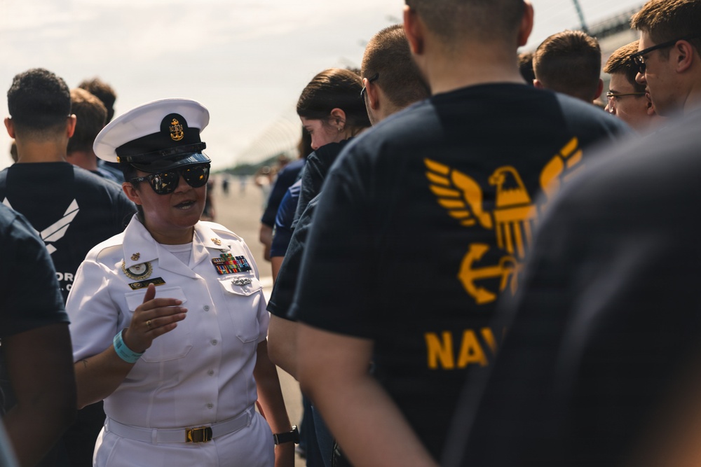 Future Sailors Recite the Oath of Enlistment at the Pocono Raceway