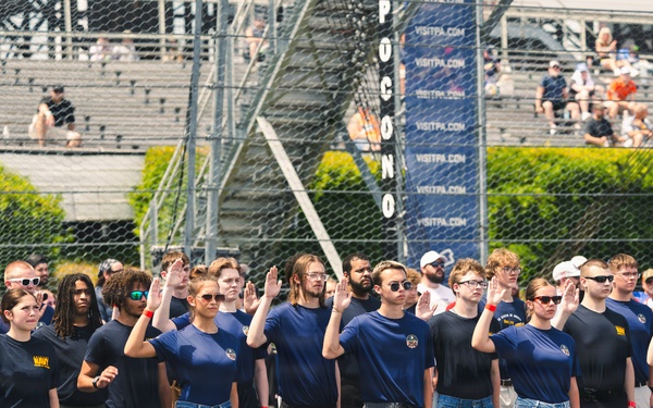 Future Sailors Recite the Oath of Enlistment at the Pocono Raceway