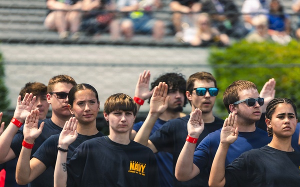 Future Sailors Recite the Oath of Enlistment at the Pocono Raceway