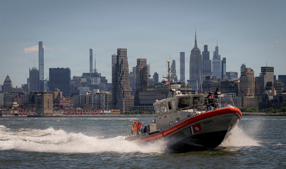 CJCS Tours Coast Guard Sector NY