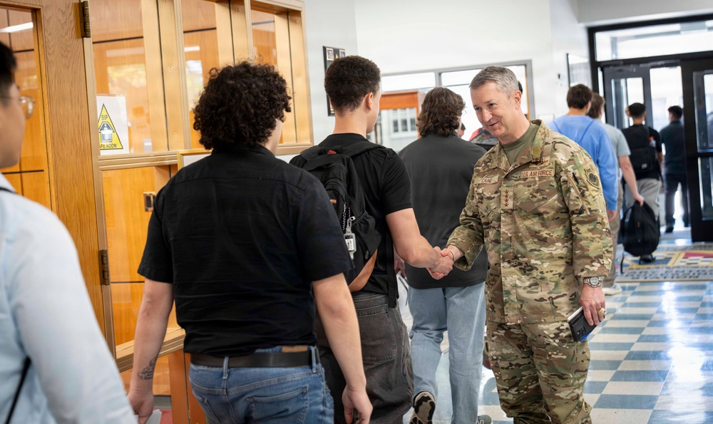 CJCS Visits NY MEPS