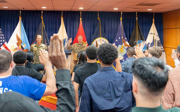 CJCS Administers Oath of Enlistment