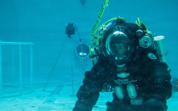 Deep Sea Expeditionary No Decompression (DSEND) system
