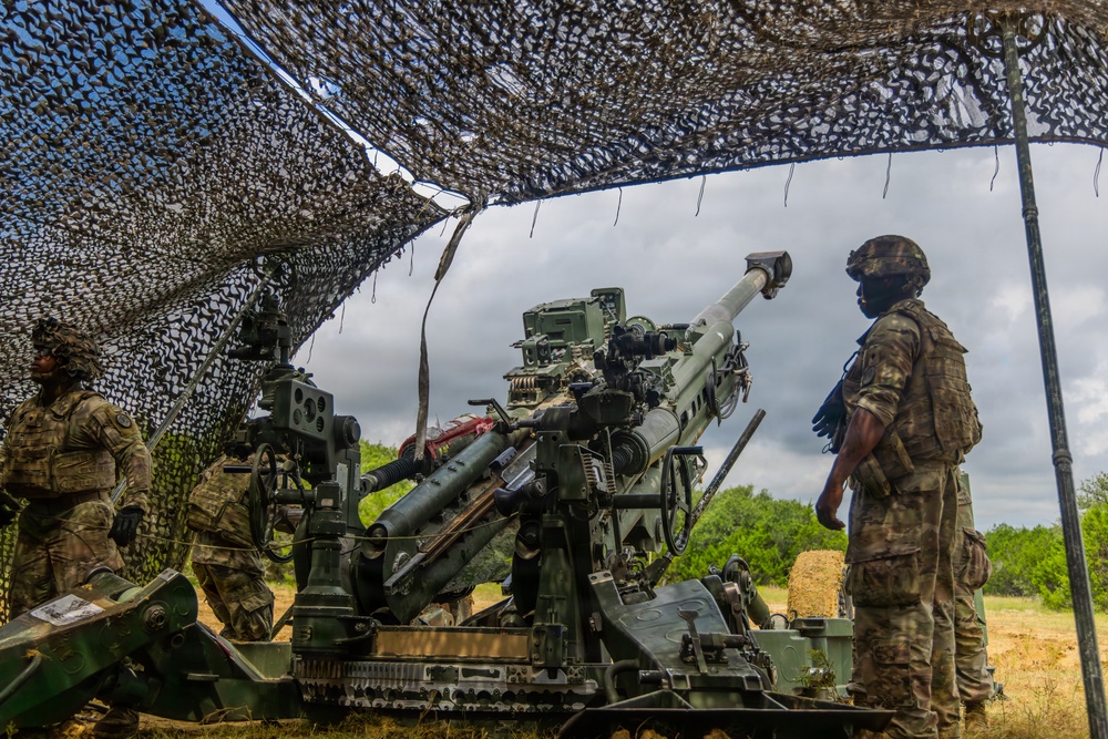 3rd Cavalry Regiment conducts artillery live-fire exercise