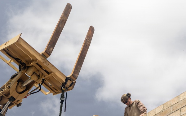 LCF-24: Fast-Rope Qualifications