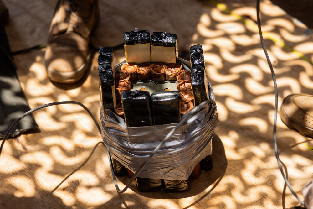 U.S. Marines with 1st CEB host demolition range for midshipmen