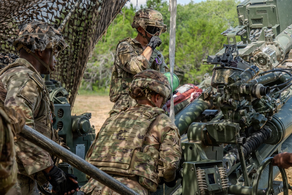 3rd Cavalry Regiment conducts artillery live-fire exercise