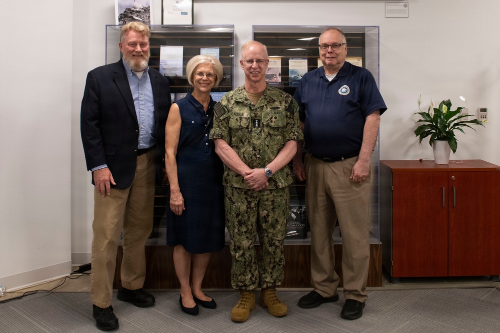 CNO Visits NHHC