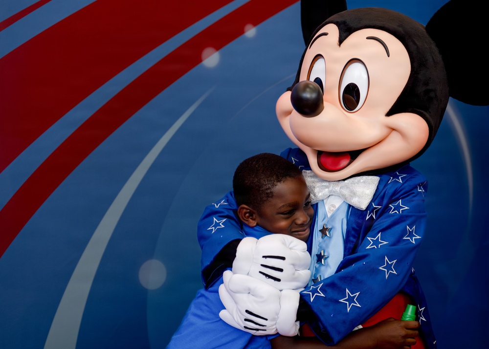 Turning pages and making magic: Disney joins Blue Star Families at MacDill